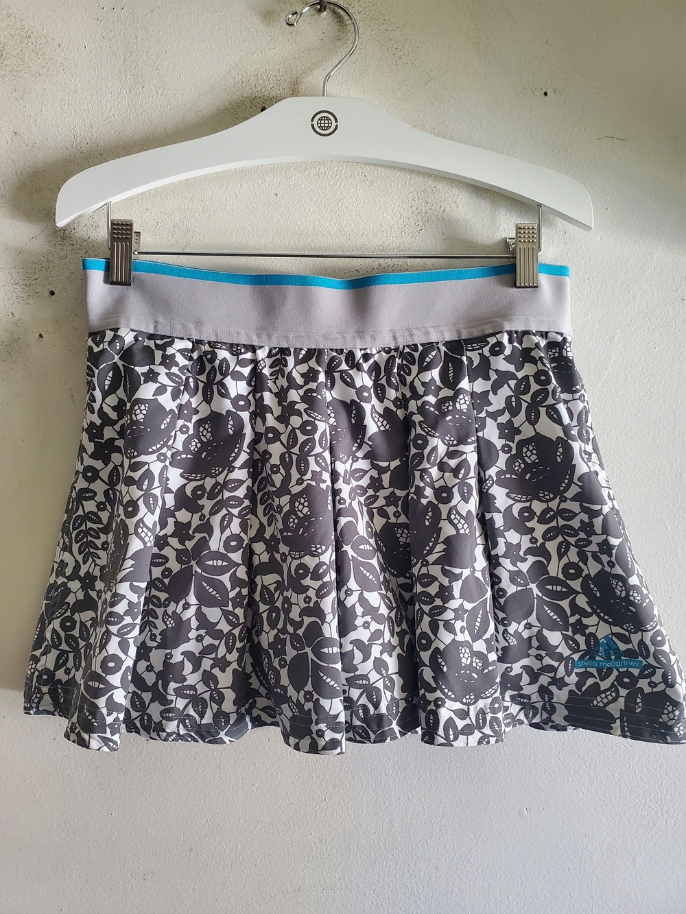 adidas X Stella McCartney  Barricade Women's Skort Size Medium.